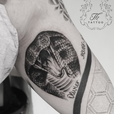 Tatuaj sarpe realistic