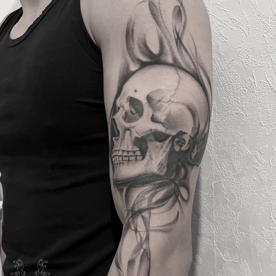 Skull smoke/ Tatuaj craniu