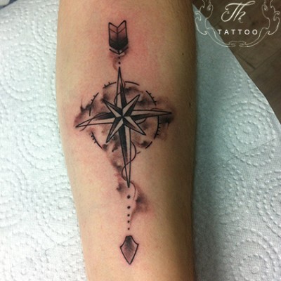 Tatuaj Compas_Compass Tattoo, tatuaje, tatuaje bucuresti,