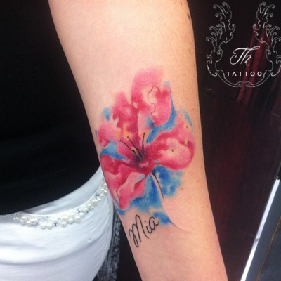 Tatuaj Floare Watercolor, Tatuaj watercolor, Tatuaje bucuresti, tatuaje, tatuaj mana, tattoo
