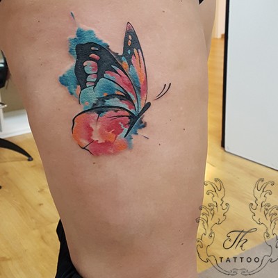 Tatuaj watercolor fluture de Theodor